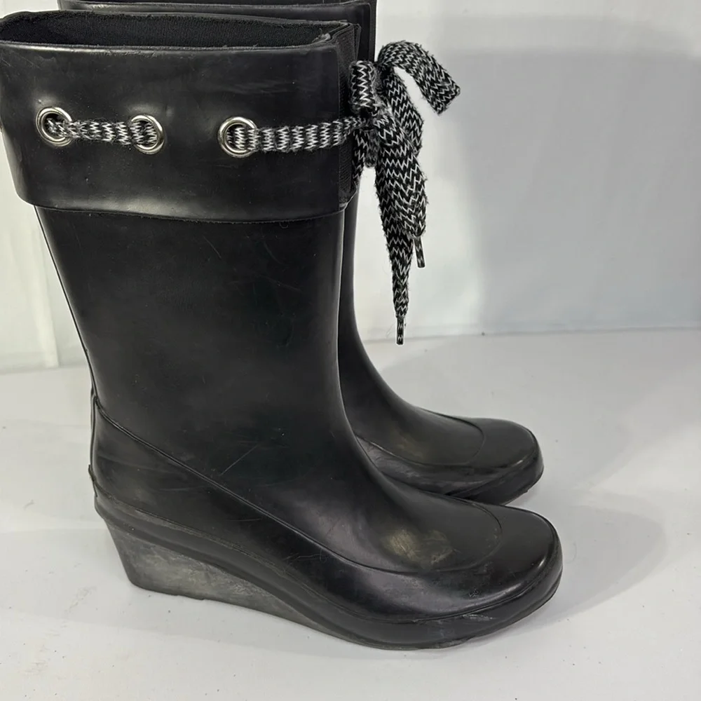 🫒 Khombu black wedge heel calf height rain boots